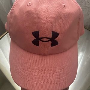 Under Armour women’s hat light pink. New with tag never  used.